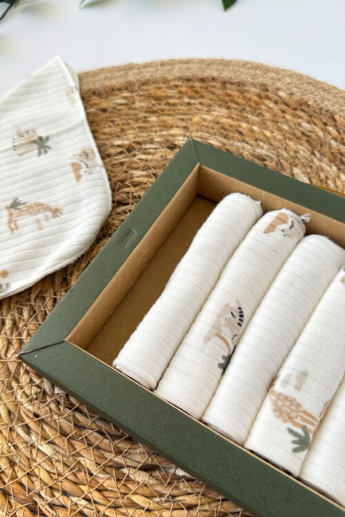 7Lİ AĞIZ SİLME MENDİLİ PALMİYE