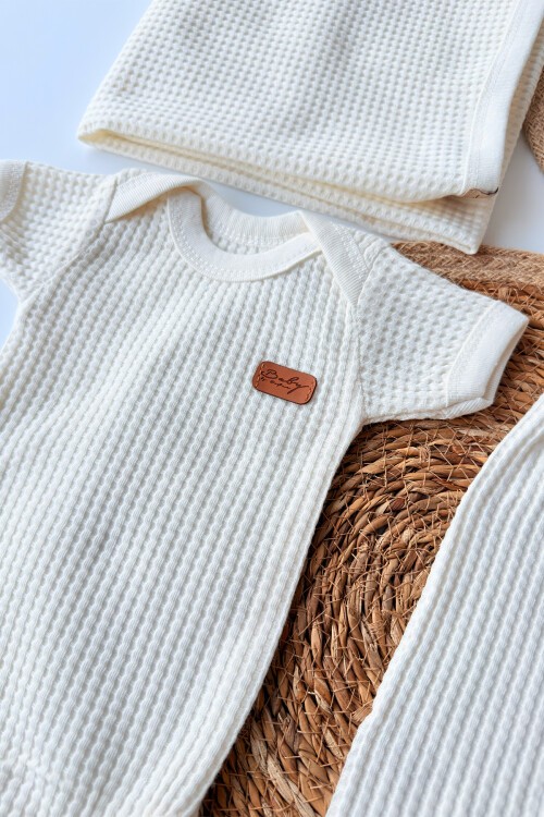 7Lİ WAFFLE HASTAHANE ÇIKIŞ SETİ BEYAZ