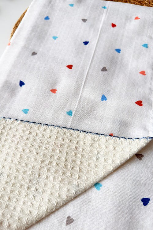 PİKELİ MÜSLİN BEBEK BATTANİYE KALP 100*100 CM