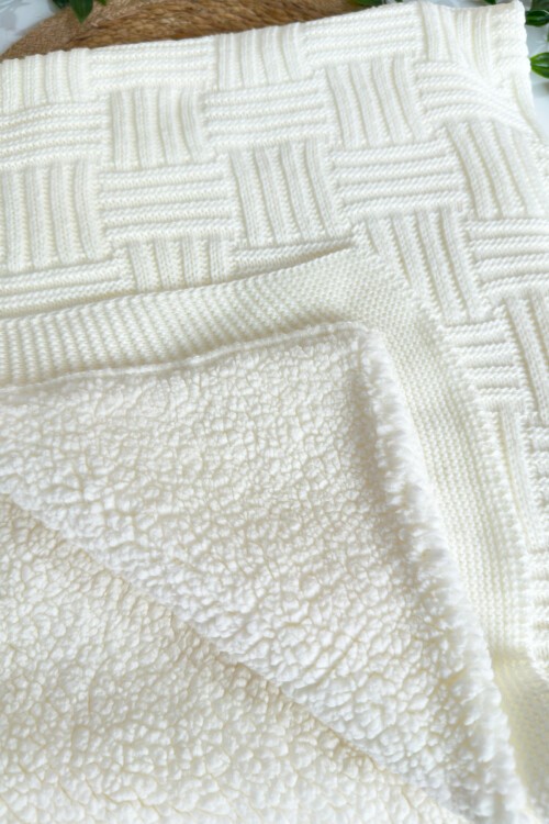 SEPET ÖRGÜ DESEN BEBE BATTANİYESİ BEYAZ