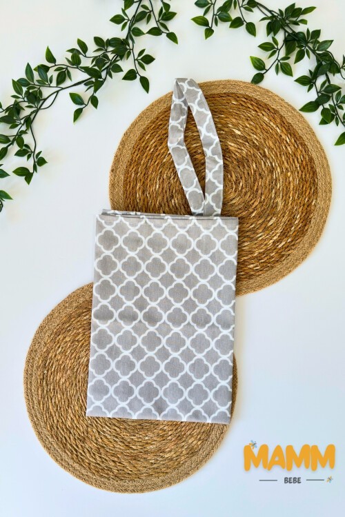 GRİ DESENLİ EMZİRME ÖNLÜĞÜ