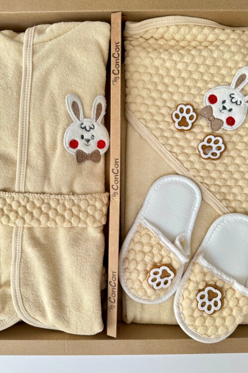 TAVŞANLI BAMBU BEBEK HAVLU BORNOZ TAKIMI