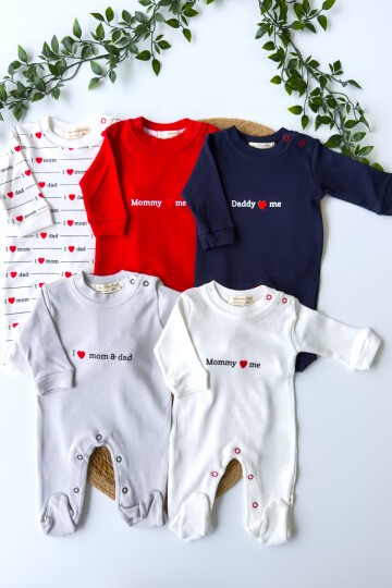 0-3 AY MOM DAD DESENLİ PATİKLİ ÜÇLÜ TULUM