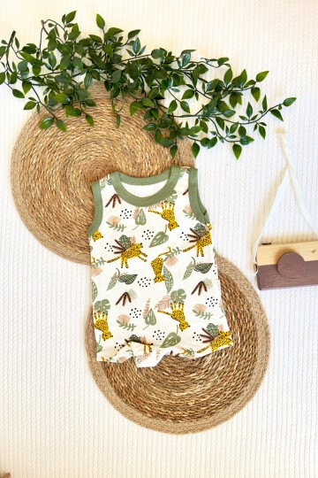 0-6 AY LEOPAR DESENLİ ASKILI ŞORT TULUM