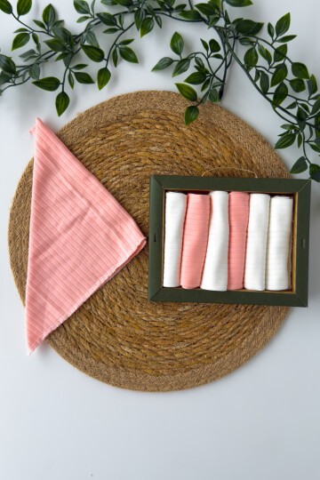 7Lİ AĞIZ SİLME MENDİLİ RAPOR DESEN PEMBE