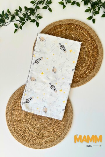 TEK KATLI GEZEGEN DESENLİ MÜSLİN BATTANİYE 80*90 CM