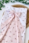 PEMBE KARAHİNDİBA DESENLİ PUSET ÖRTÜSÜ